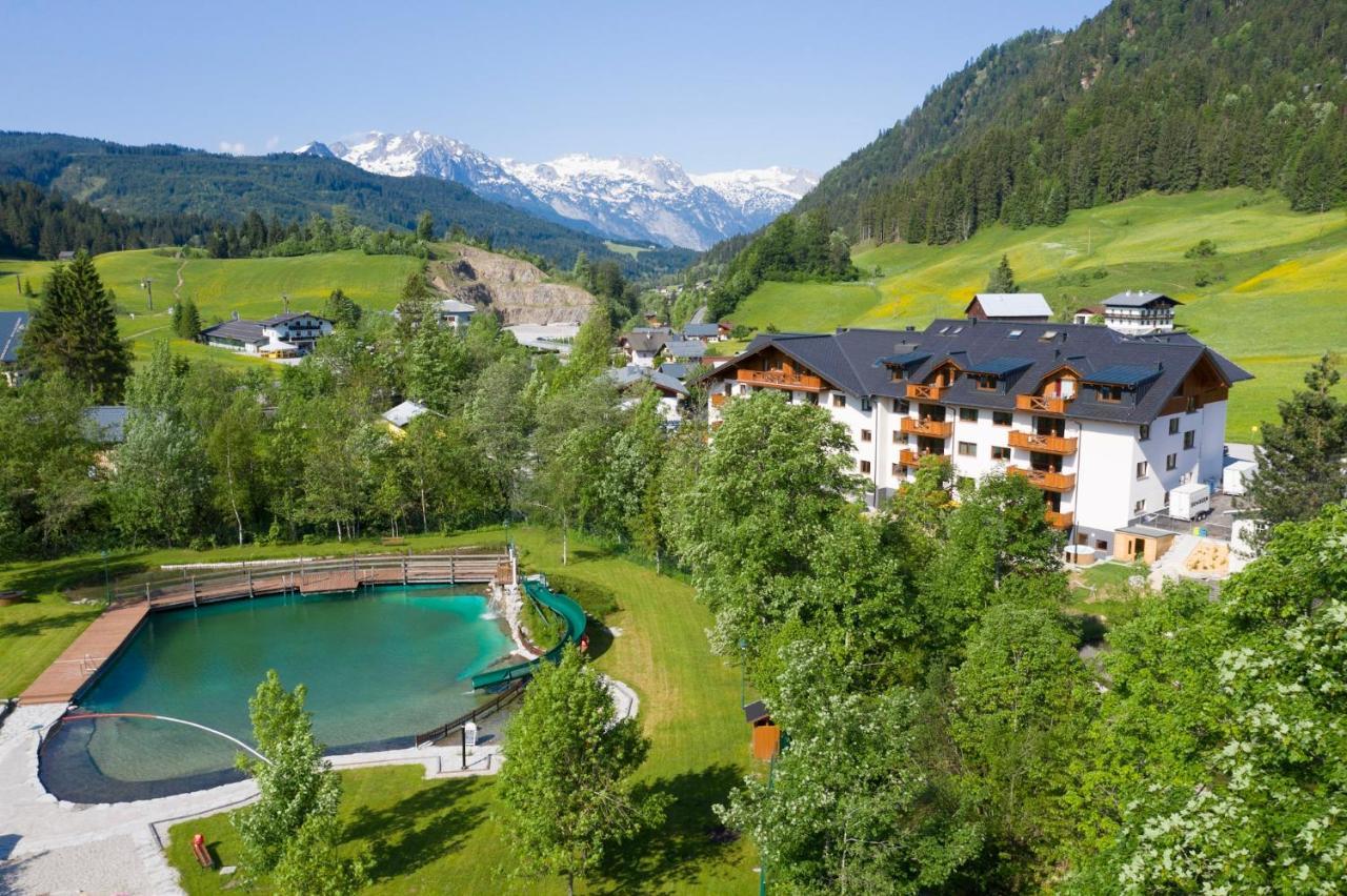 Apart- Und Wellnesshotel Dachsteinresort Русбах-ам-Пас-Гшютт Экстерьер фото
