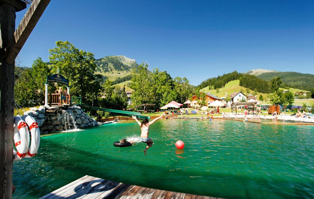 Apart- Und Wellnesshotel Dachsteinresort Русбах-ам-Пас-Гшютт Экстерьер фото